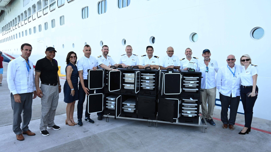 Carnival-Corp.-Marks-First-Meal-Donation-in-Latin-America-scaled.jpeg