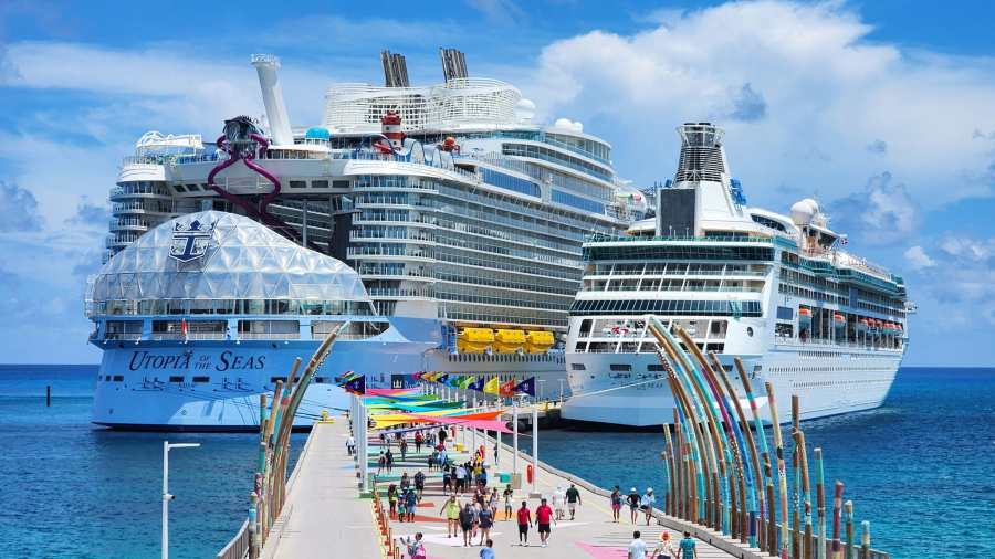 shipsroyalcaribbean-scaled.jpg