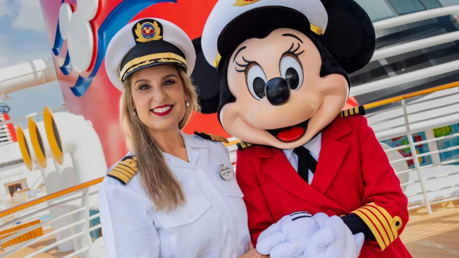 Captain-Maria-Gotor-Captain-of-Disney-Wish.jpg