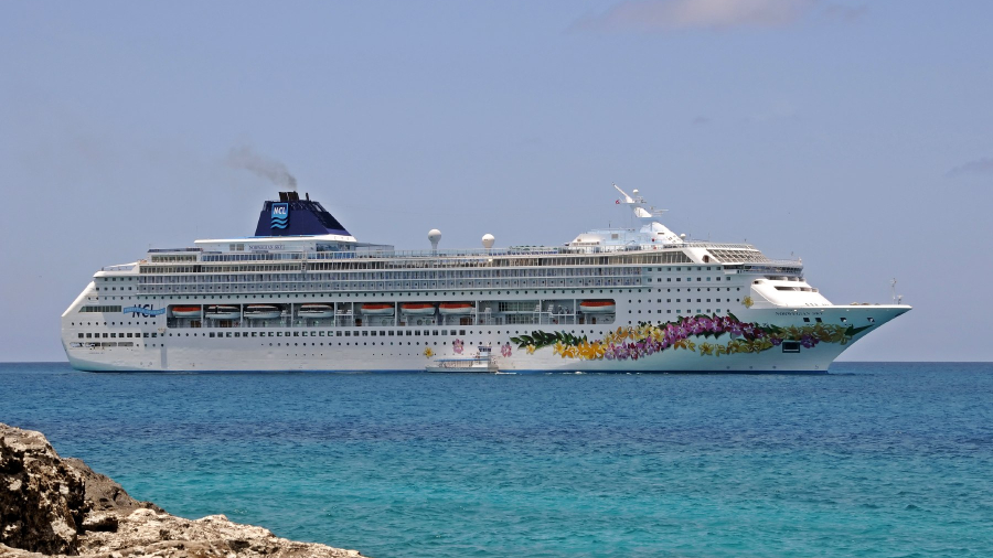 Norwegian-Sky-cruise-ship.jpg