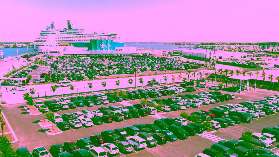 1-cruise-parking-Port-of-Galveston_1600.avif.avif