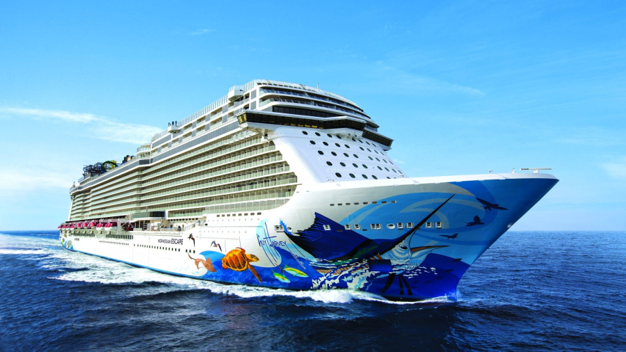 ncl_Escp_Aerial_AtSea_Rght2.jpg