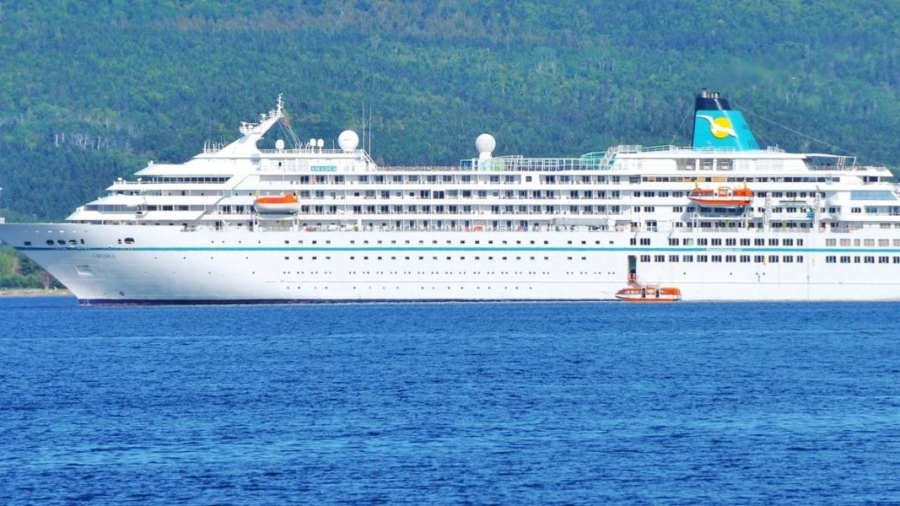 Amadea-Cruise-Ship.jpg
