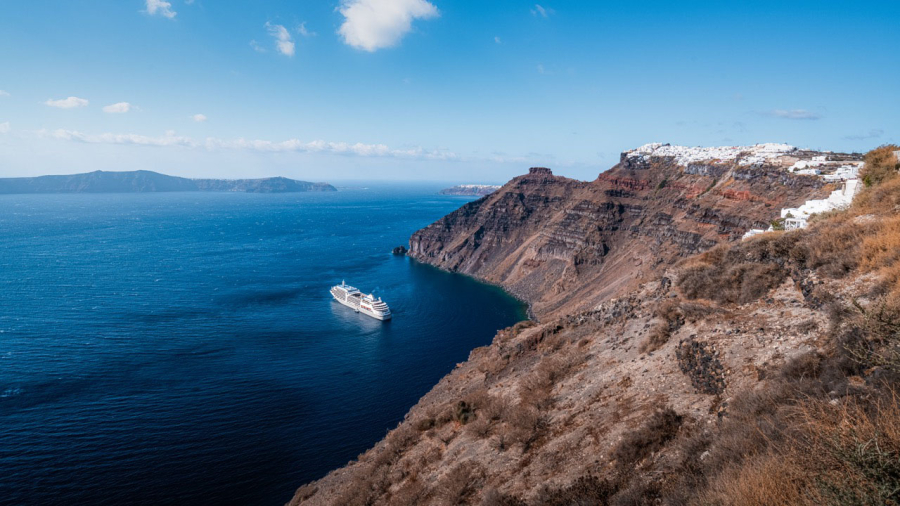 SSC_SP_Greece_Santorini_8-Large-1.jpg