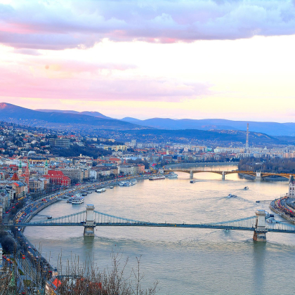livelife_007-budapest-6186001_1920-1.jpg